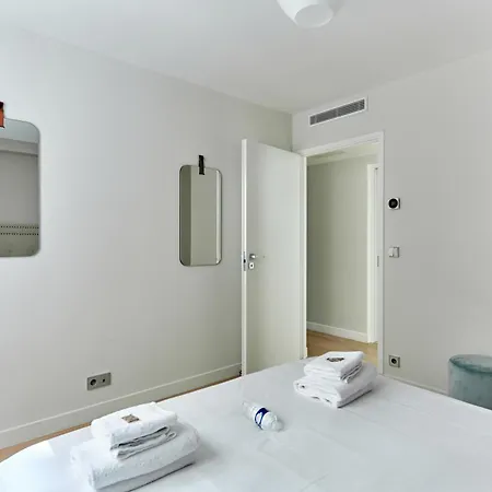Elegant Et Confortable - Perreire