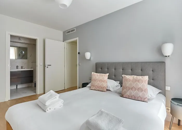 Apartman Elegant Et Confortable - Perreire